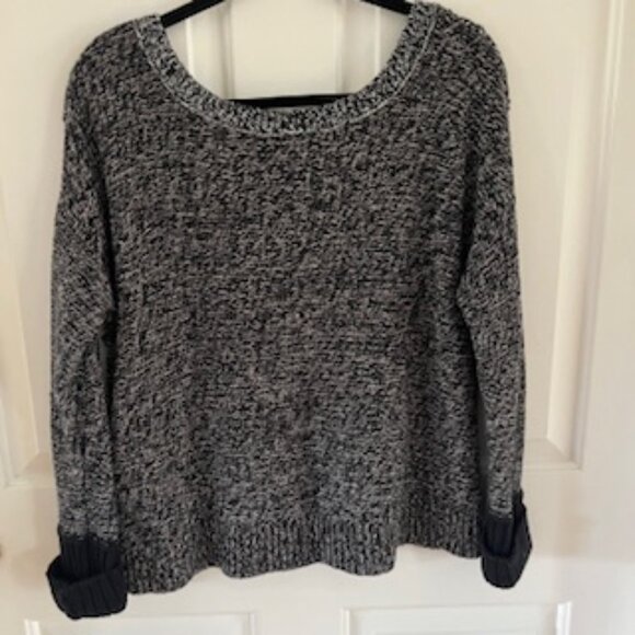 American Eagle Marled Cable Knit Sweater - Large - Picture 4 of 9